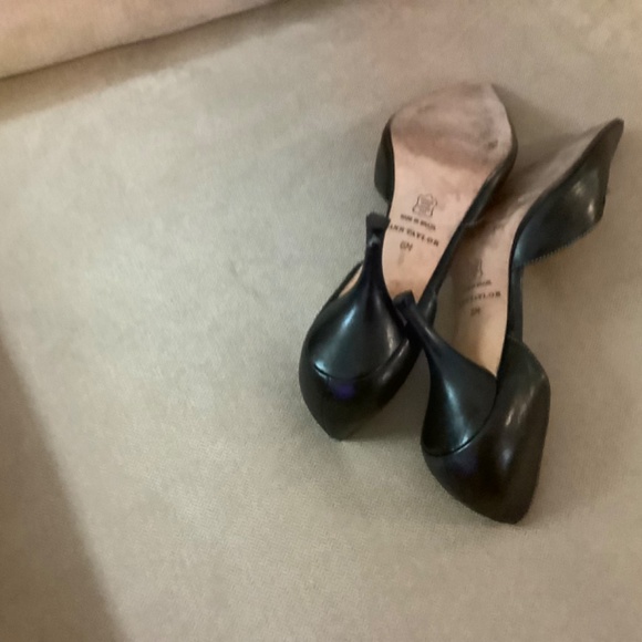 Leather Shoes - Picture 3 of 5